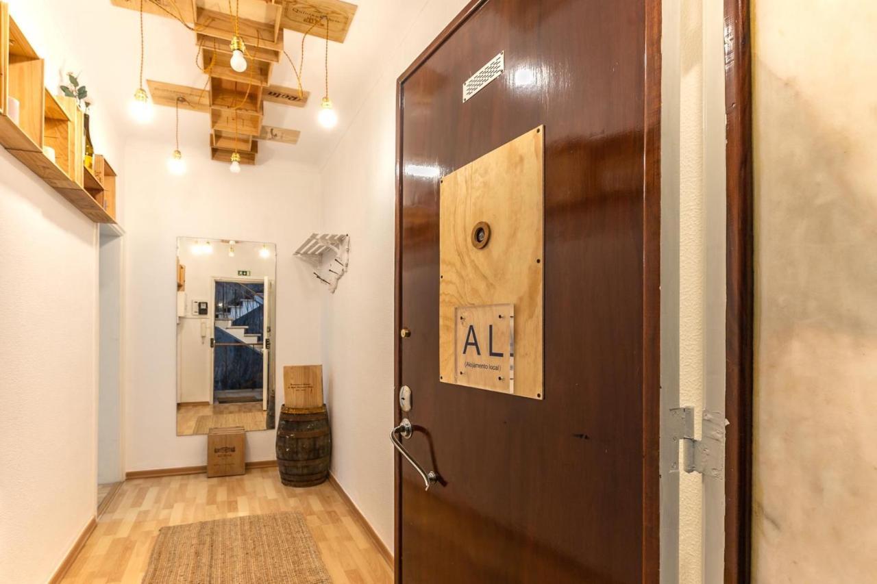 Wine Inn Cascais Guesthouse Екстер'єр фото